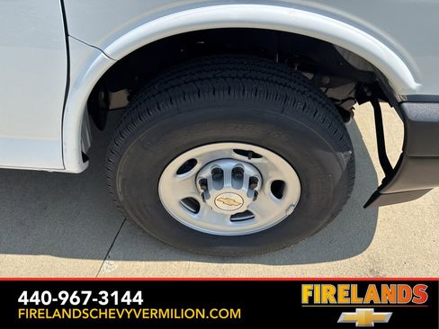 New 2025 Chevrolet Express 2500 w/ Driver Convenience Package image 43