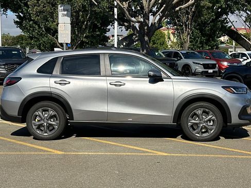 New 2026 Honda HR-V LX image 3