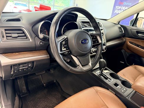 Used 2018 Subaru Outback 2.5i Touring w/ Protection Package #1 AWD/4WD image 18