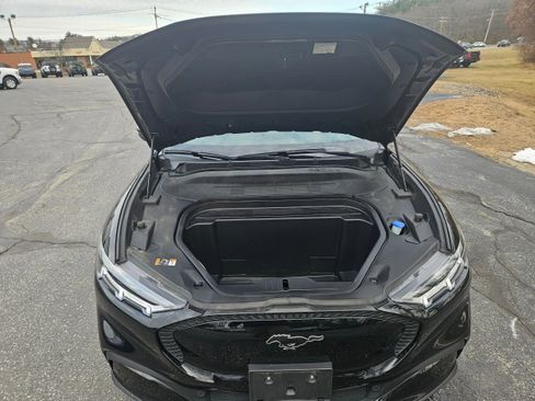 Certified 2021 Ford Mustang Mach-E Select w/ Comfort/Appearance Package image 11