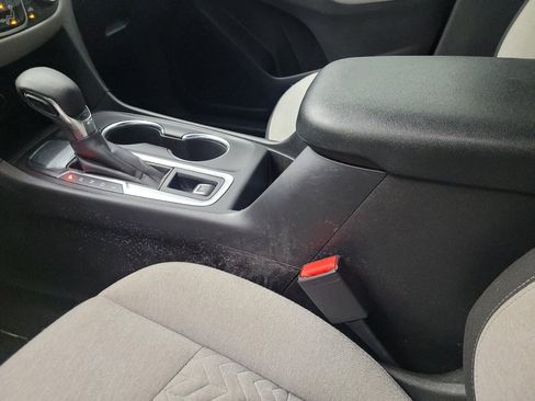 Used 2024 Chevrolet Equinox LS w/ LS Convenience Package FWD image 26