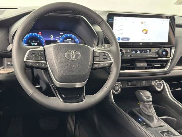 Certified 2026 Toyota Grand Highlander AWD image 37