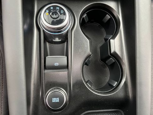 Used 2025 Ford Explorer Active RWD image 52
