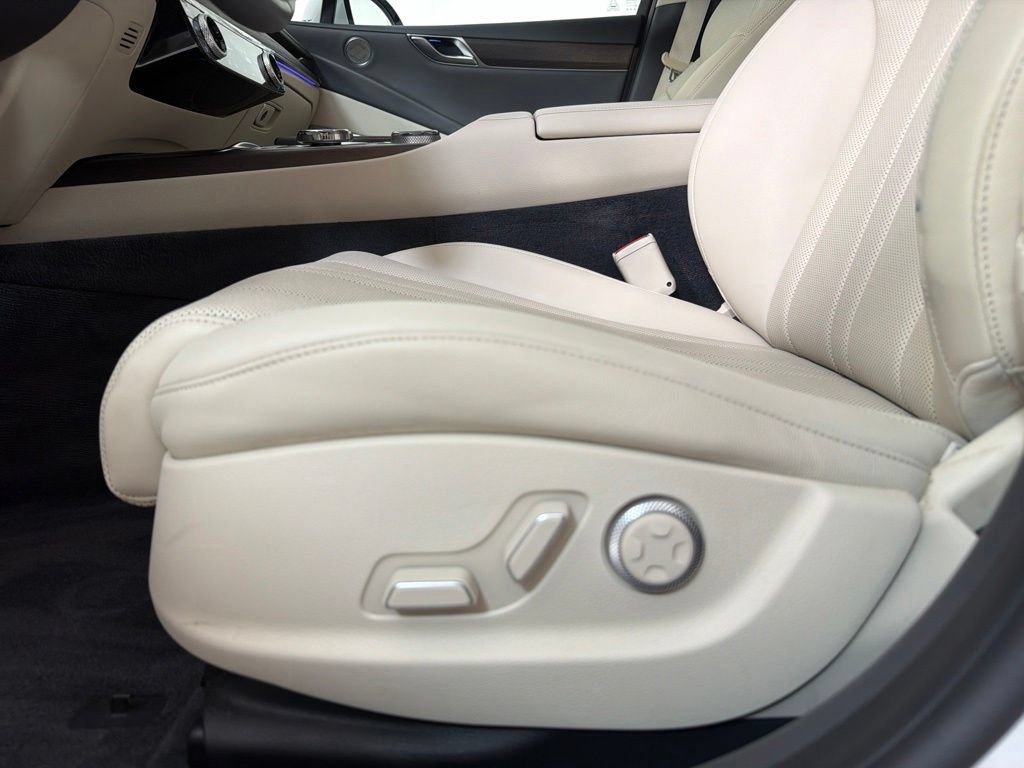 Used 2024 Genesis G80 2.5T w/ Advanced Package AWD/4WD image 13