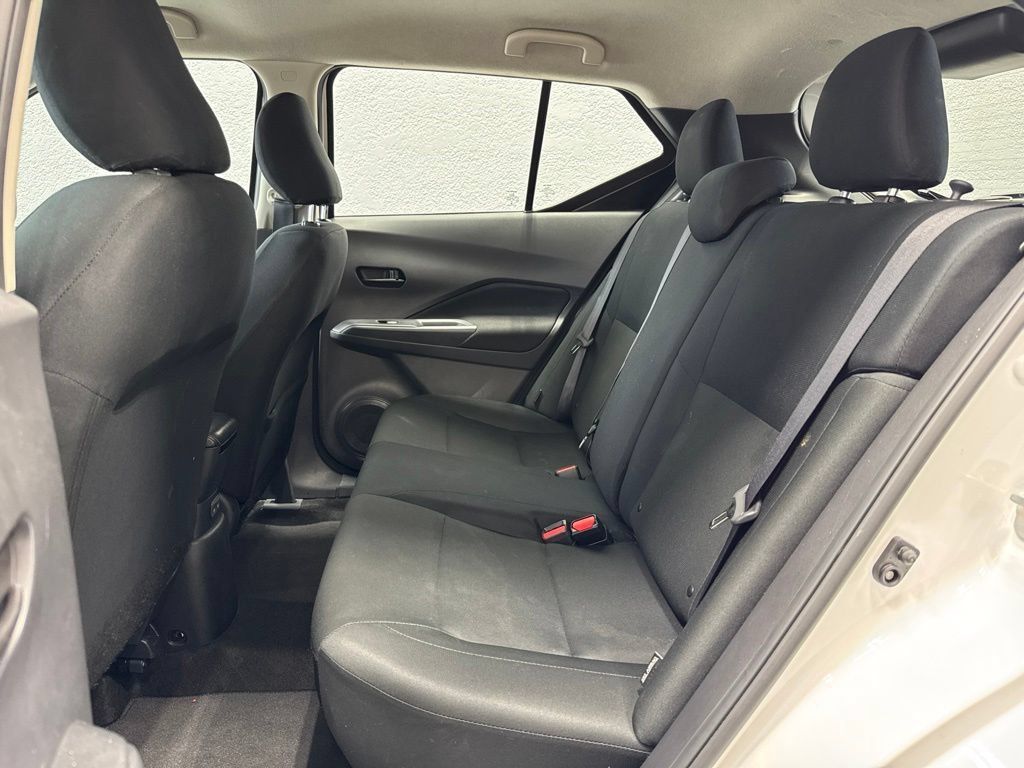 Used 2025 Nissan Kicks Play S FWD image 16