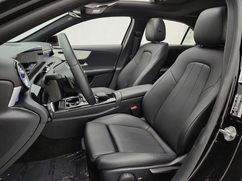 Certified 2022 Mercedes-Benz A 220 image 13