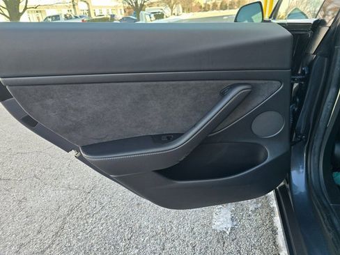 Used 2021 Tesla Model 3 Standard Range Plus image 32