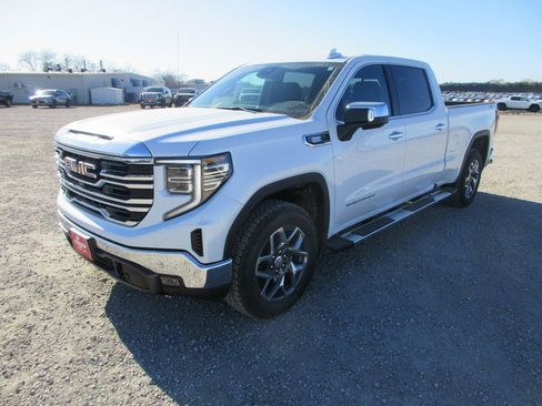 New 2026 GMC Sierra 1500 SLT w/ SLT Premium Plus Package AWD/4WD image 11