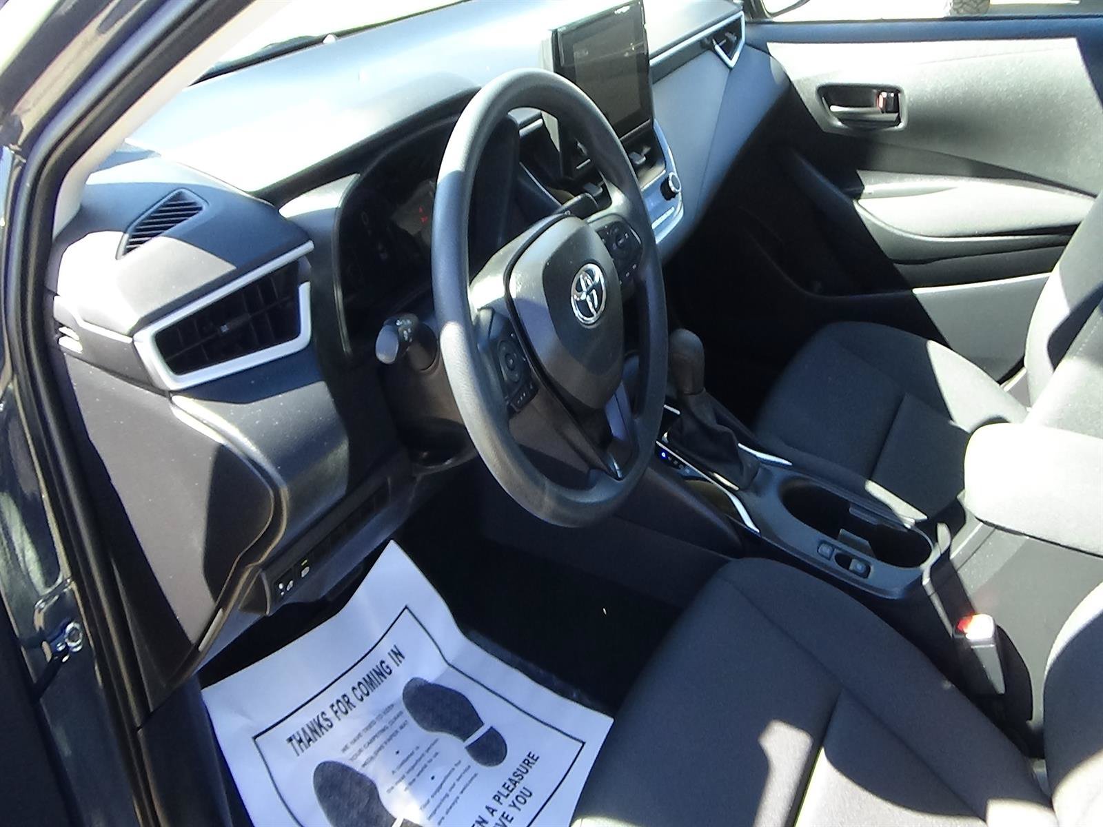 Used 2026 Toyota Corolla LE FWD image 15