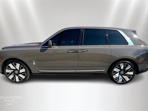 Used 2026 Rolls-Royce Cullinan image 5