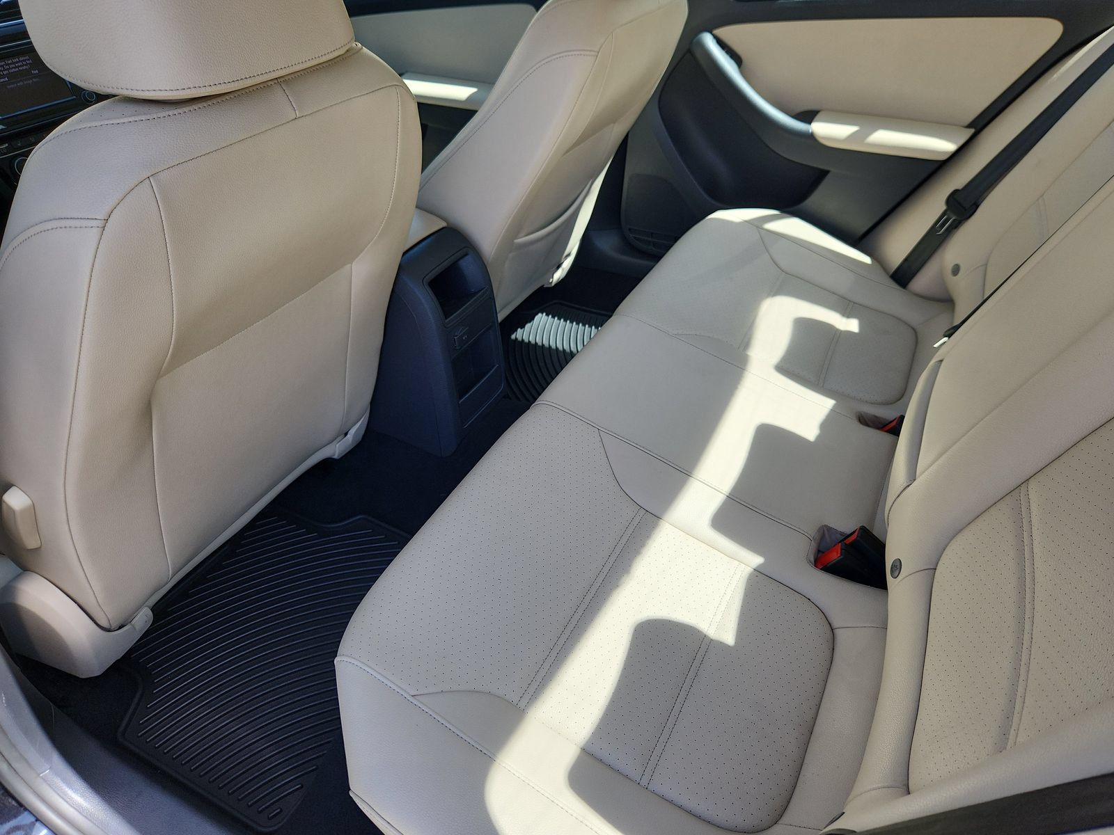 Used 2017 Volkswagen Jetta SEL FWD image 11