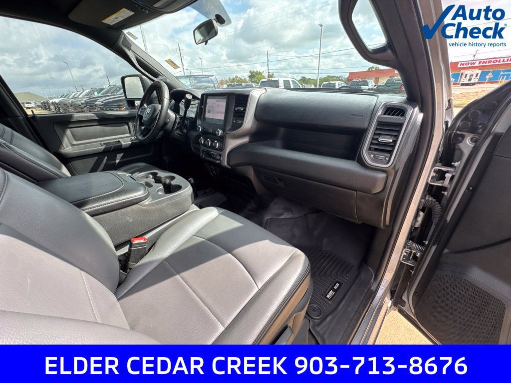 Used 2024 RAM 3500 Tradesman w/ Chrome Appearance Group AWD/4WD image 26