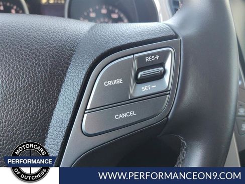 Used 2018 Hyundai Santa Fe Sport image 19