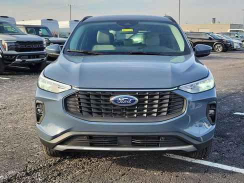 New 2026 Ford Escape SE image 2
