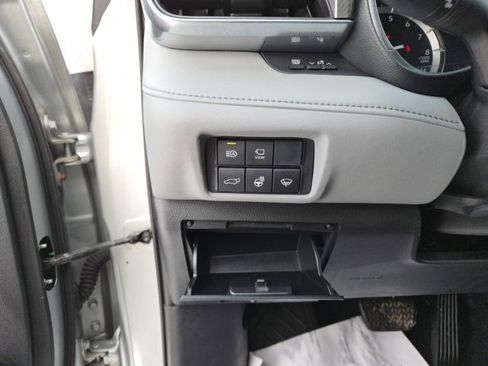 Used 2020 Toyota Highlander Platinum image 20