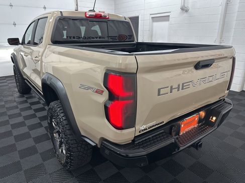 Used 2024 Chevrolet Colorado ZR2 w/ ZR2 Convenience Package III AWD/4WD image 6