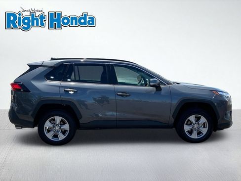 Used 2025 Toyota RAV4 XLE FWD image 7