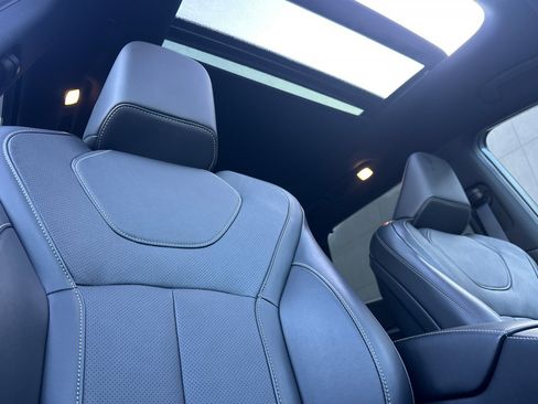 Certified 2025 INFINITI QX60 Luxe w/ Black Edition image 22