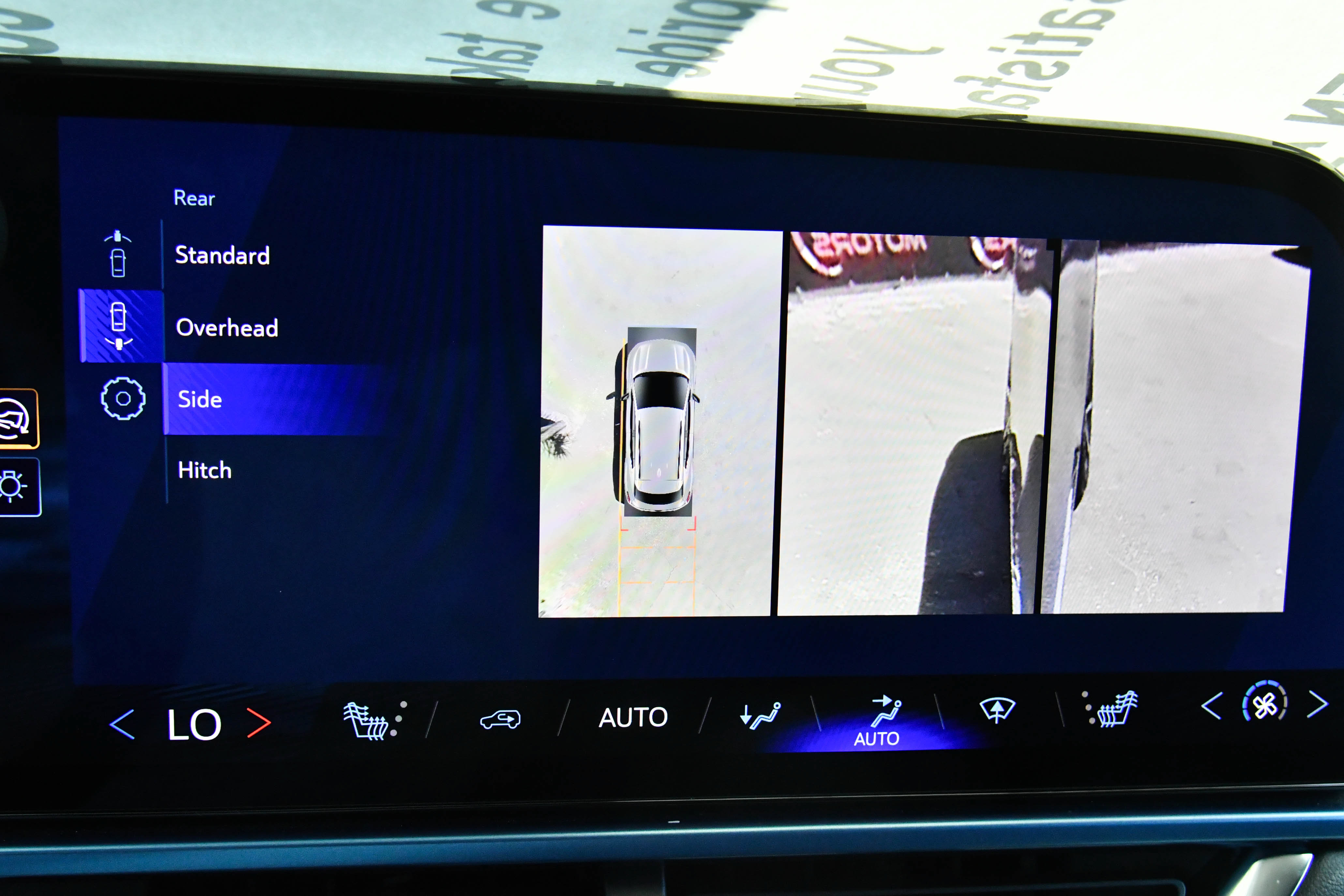 Used 2025 Chevrolet Equinox EV LT FWD image 21