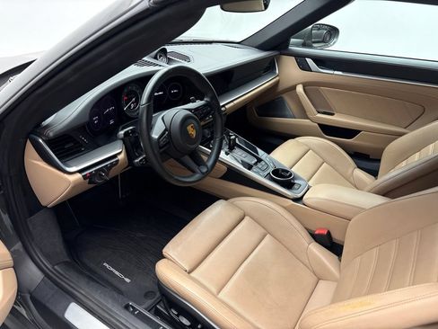 Certified 2022 Porsche 911 Turbo AWD/4WD image 5