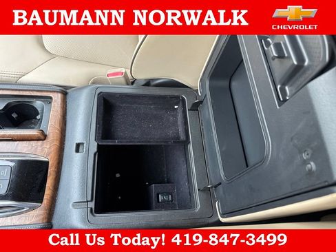Used 2023 Nissan Armada SL w/ Captain's Chairs Package AWD/4WD image 30