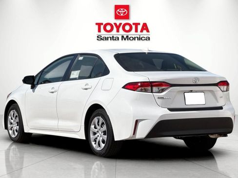 New 2026 Toyota Corolla LE FWD image 5