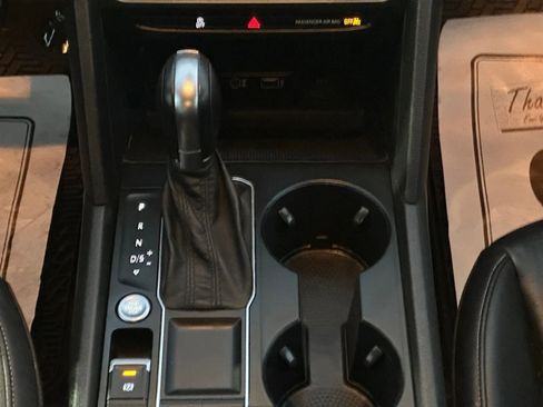 Used 2018 Volkswagen Atlas SE image 15