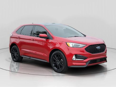 Used 2022 Ford Edge ST-Line w/ Class II Trailer Tow Package AWD/4WD image 2