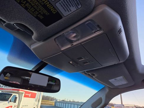 Used 2014 Toyota Sequoia Platinum image 22