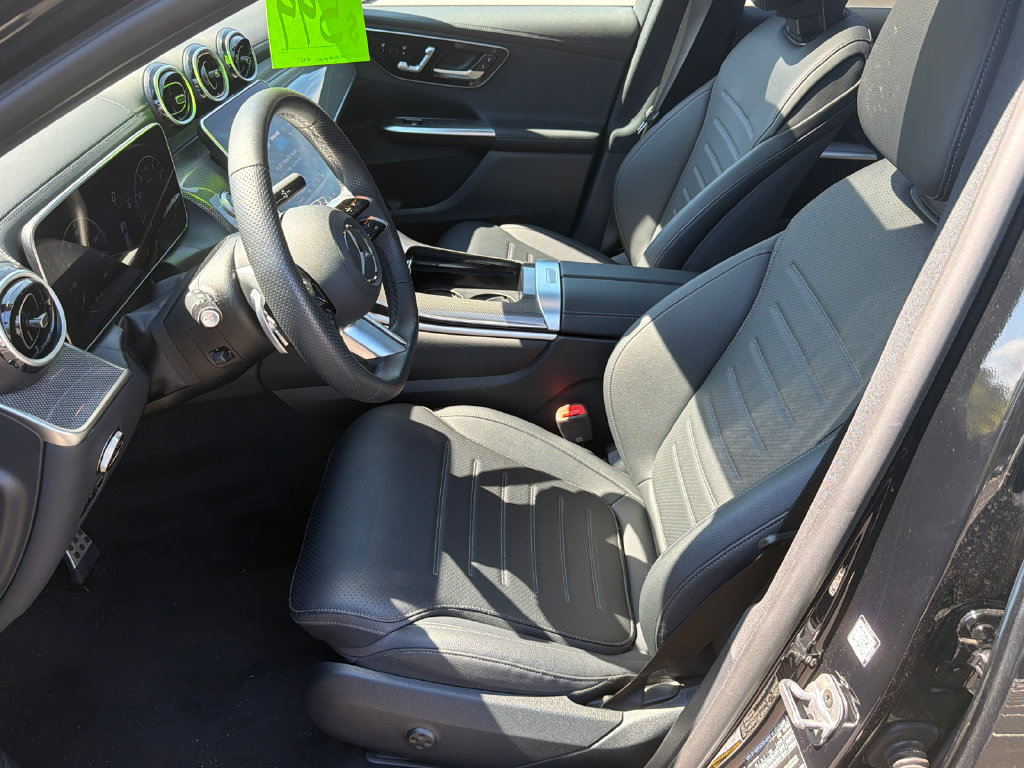 Used 2026 Mercedes-Benz GLC 300 image 10