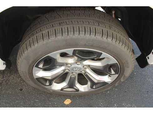 Used 2025 RAM 1500 Limited image 9