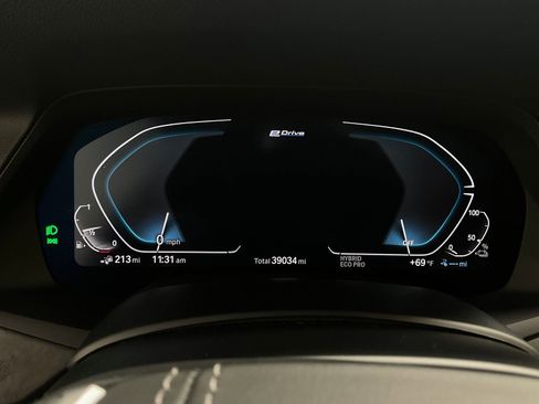 Used 2023 BMW X5 xDrive45e w/ Luxury Seating Package image 17