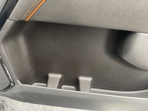 Used 2023 GMC Sierra 1500 AT4 w/ Technology Package image 58