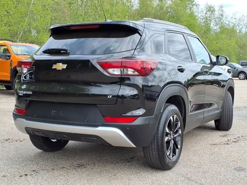 Used 2023 Chevrolet TrailBlazer LT w/ Convenience Package AWD/4WD image 4