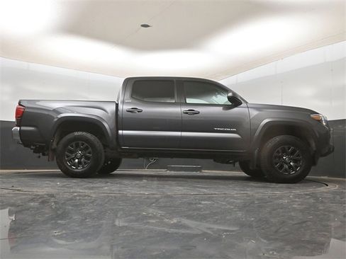 Used 2023 Toyota Tacoma SR5 image 9