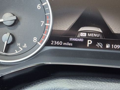 Certified 2026 Nissan Pathfinder SV FWD image 14