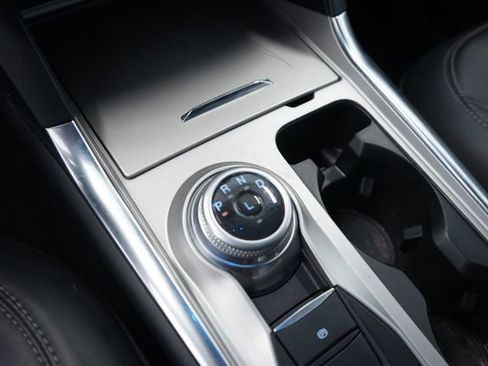 Used 2023 Ford Explorer XLT w/ Equipment Group 202A image 26