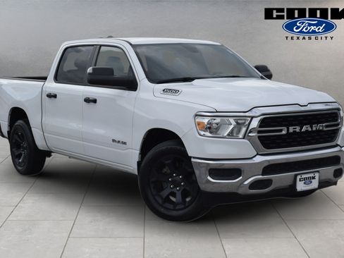 Used 2024 RAM 1500 Big Horn w/ Trailer Tow Group AWD/4WD image 2