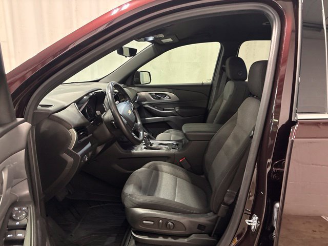Used 2022 Chevrolet Traverse LT AWD/4WD image 12