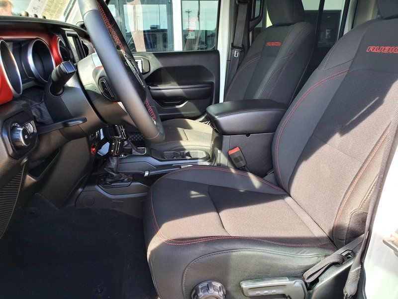 Used 2018 Jeep Wrangler Unlimited Rubicon AWD/4WD image 12