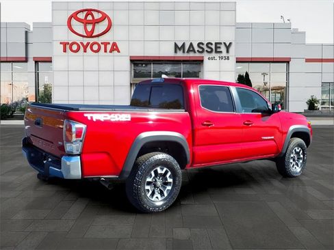 Used 2023 Toyota Tacoma TRD Off-Road image 3