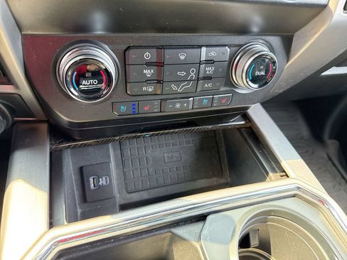 Used 2021 Ford F450 Platinum w/ FX4 Off-Road Package AWD/4WD image 19