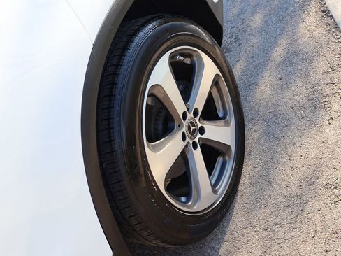 Used 2020 Mercedes-Benz GLC 300 4MATIC Coupe image 42