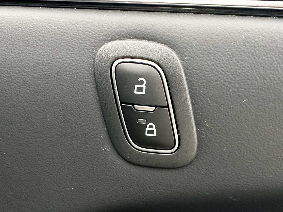 Used 2024 Ford Mustang Mach-E Select w/ Comfort Package Lite RWD image 30