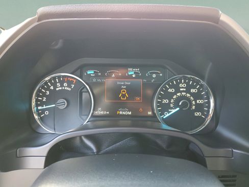 Used 2020 Ford F150 Lariat w/ Equipment Group 502A Luxury AWD/4WD image 24