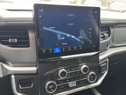 Used 2022 Ford Expedition XLT RWD image 19