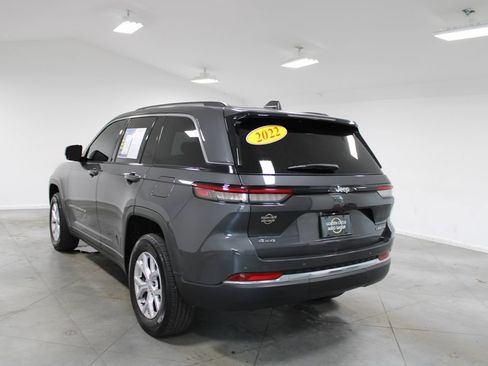 Used 2022 Jeep Grand Cherokee Limited AWD/4WD image 8