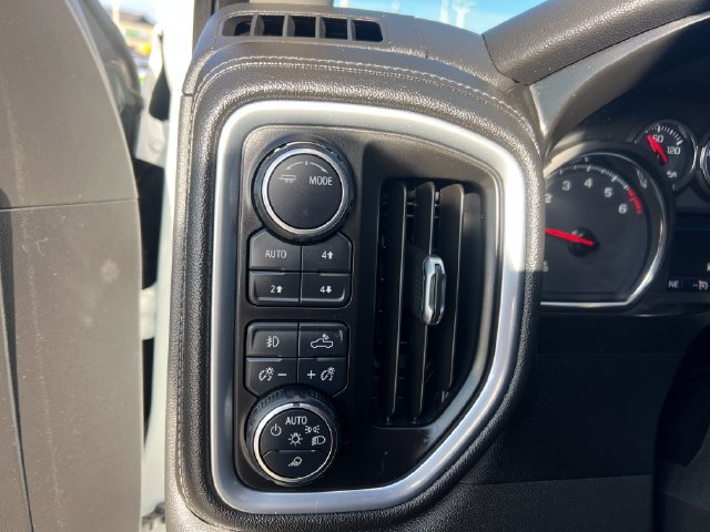 Certified 2021 Chevrolet Silverado 1500 LT Trail Boss w/ Convenience Package II AWD/4WD image 29