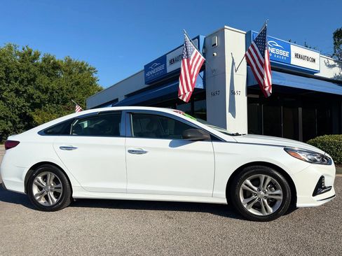 Used 2018 Hyundai Sonata Limited FWD image 14