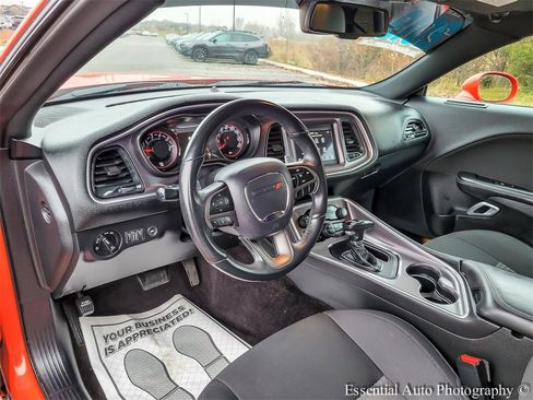 Used 2019 Dodge Challenger GT w/ Blacktop Package image 9